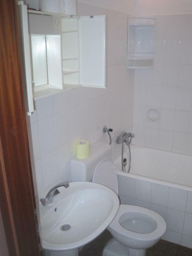 Apartments Ivan Perkov Tomas Bilo Primošten Buitenkant foto