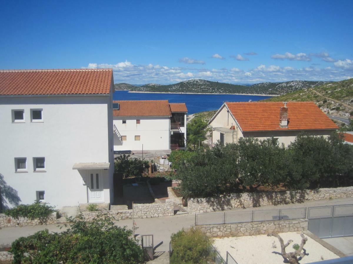 Apartments Ivan Perkov Tomas Bilo Primošten Buitenkant foto