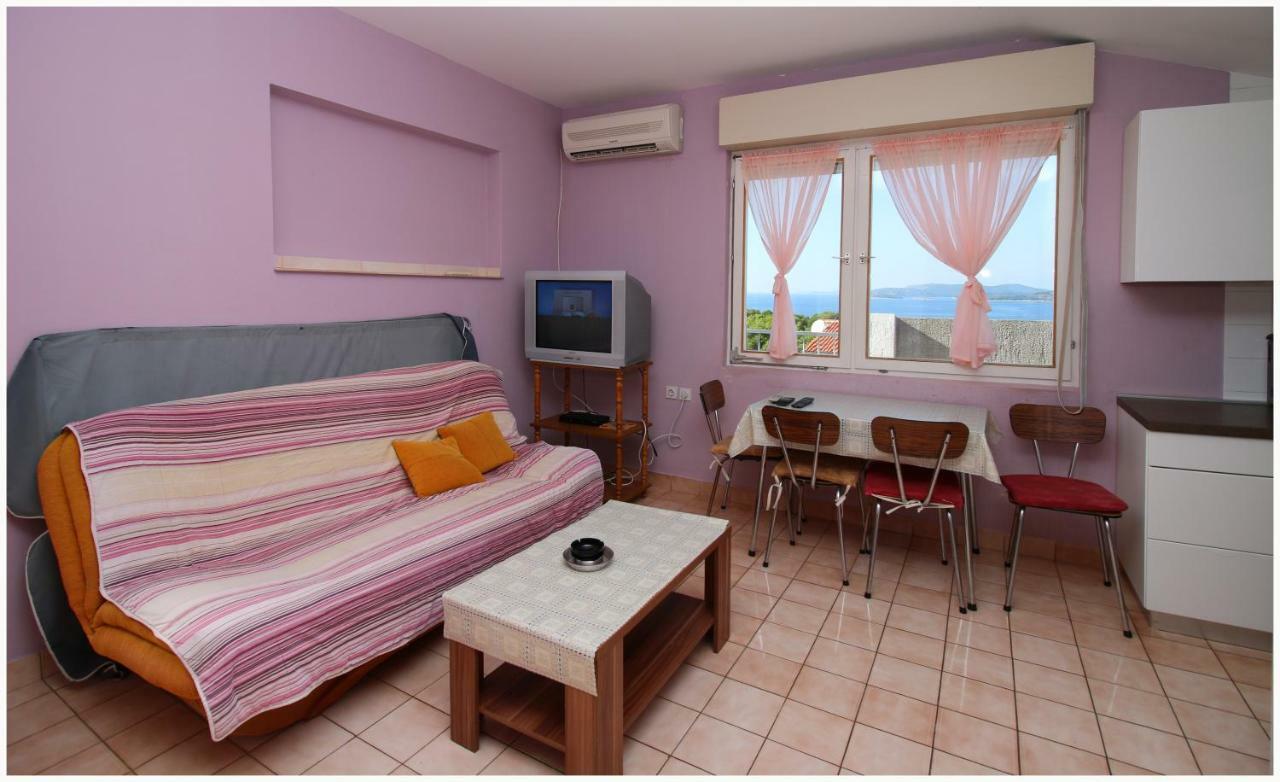 Apartments Ivan Perkov Tomas Bilo Primošten Buitenkant foto