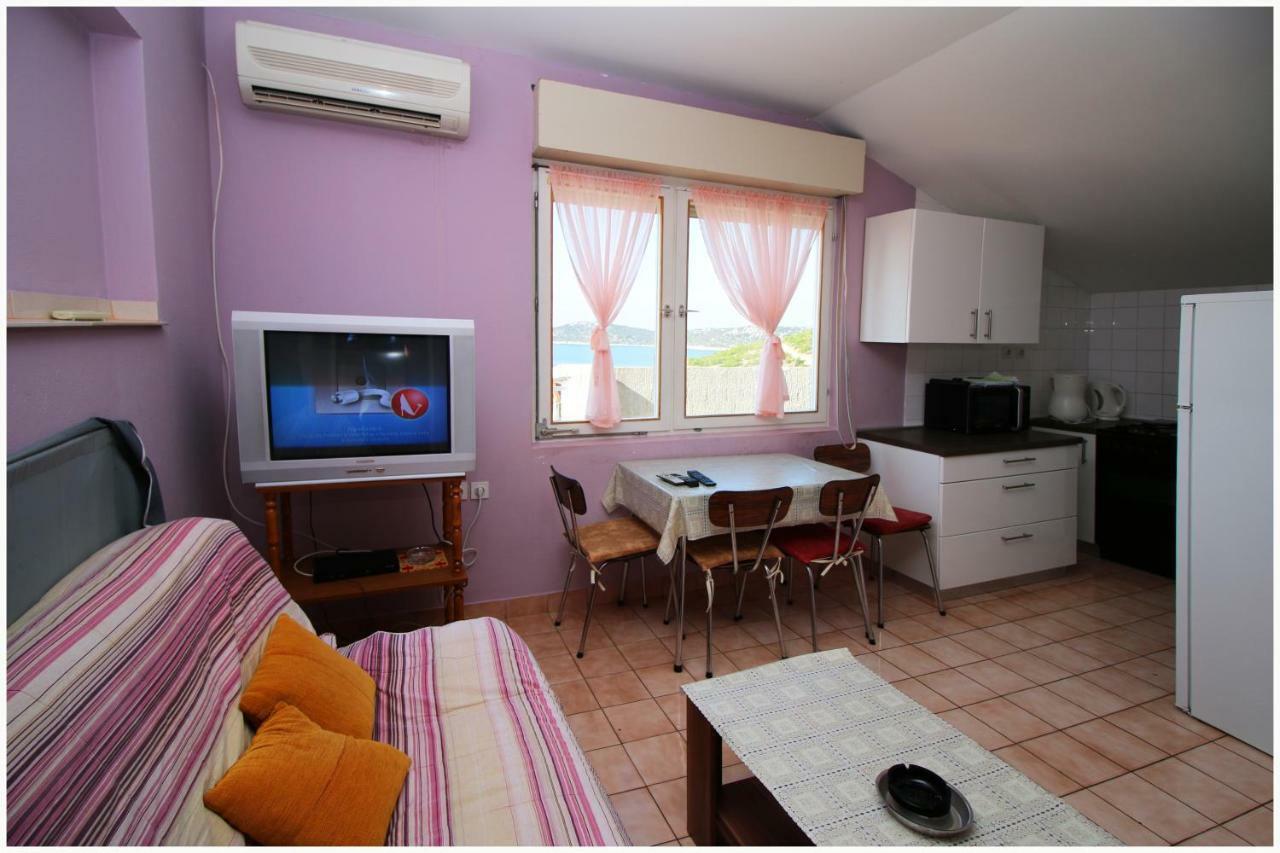 Apartments Ivan Perkov Tomas Bilo Primošten Buitenkant foto